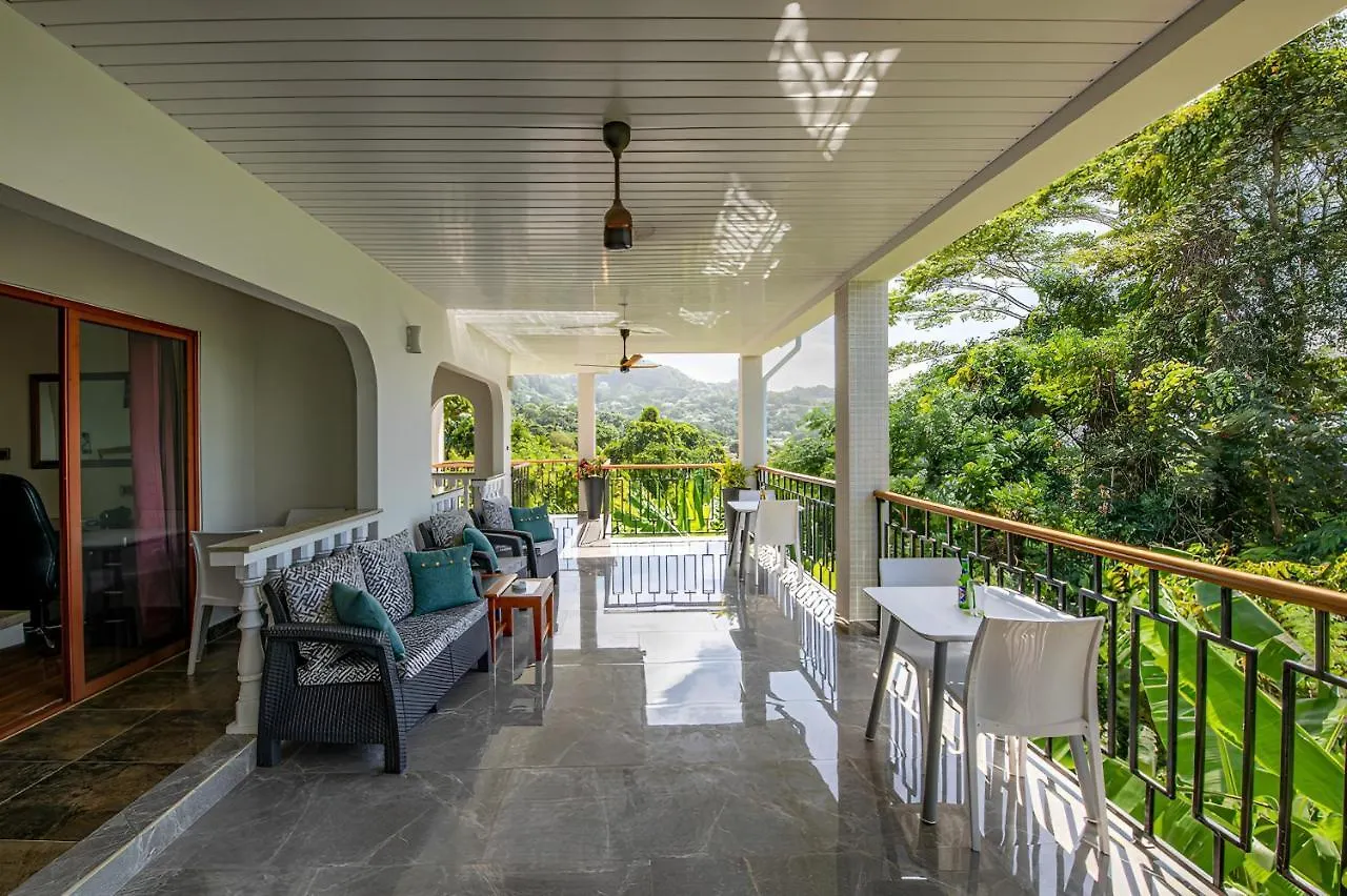 Maison D'Aaryan Anse aux Pins Penzion